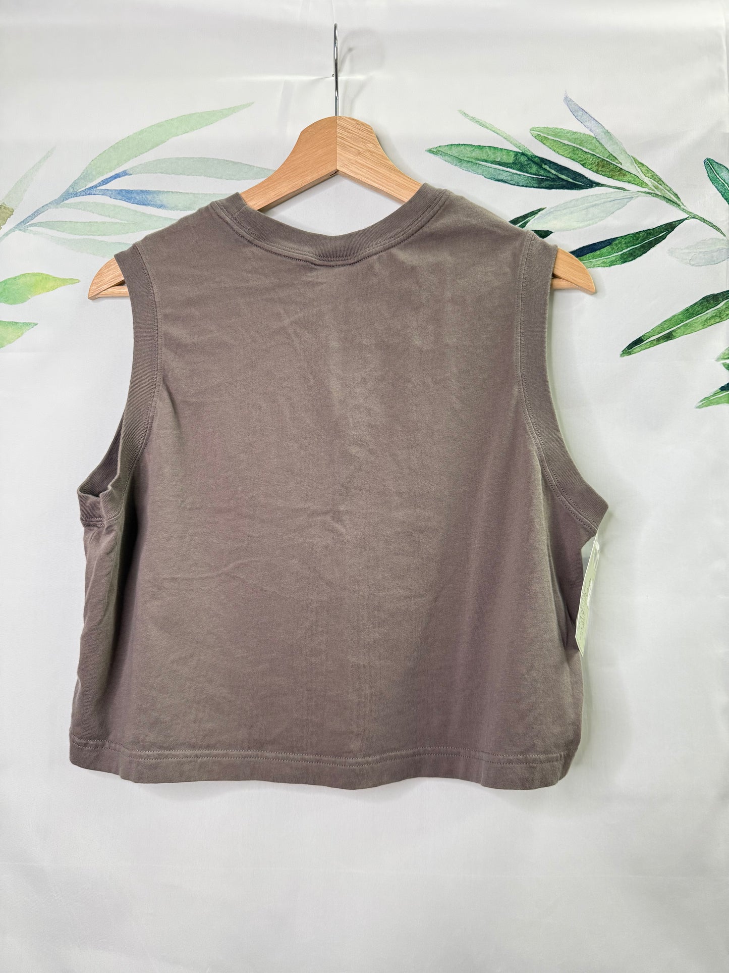 Nike Graphic Crop Tee (L)