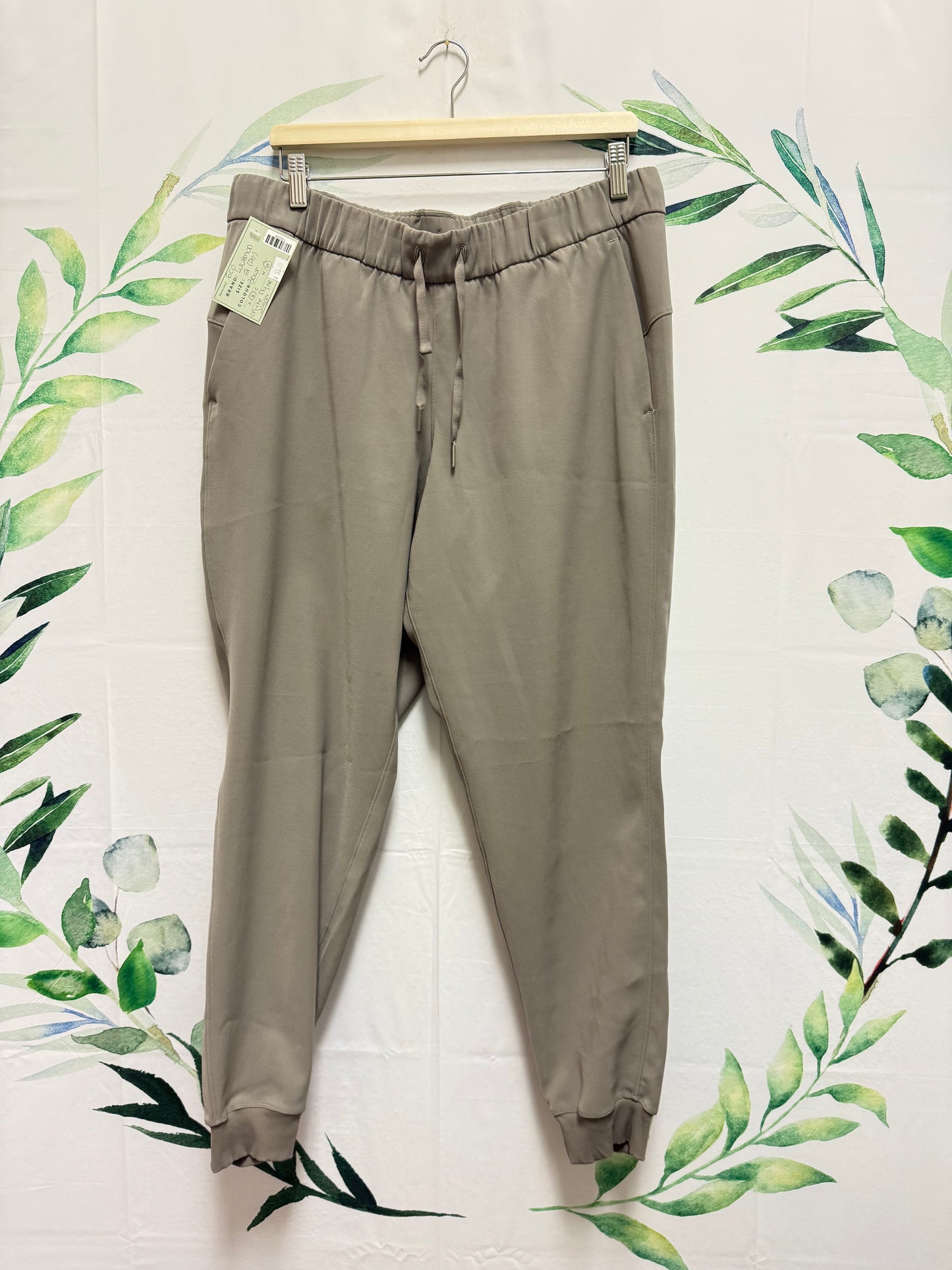 Lululemon On The Fly MR Jogger 28” (12)