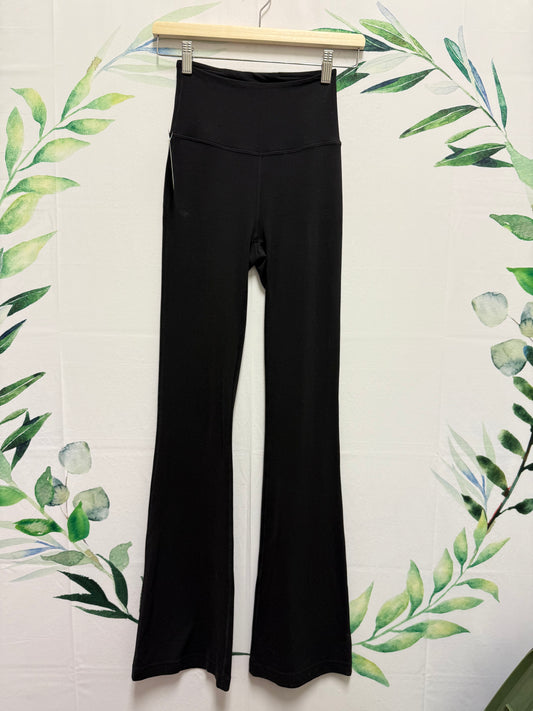 Lululemon Groove Flare SHR Pant 32” (2)