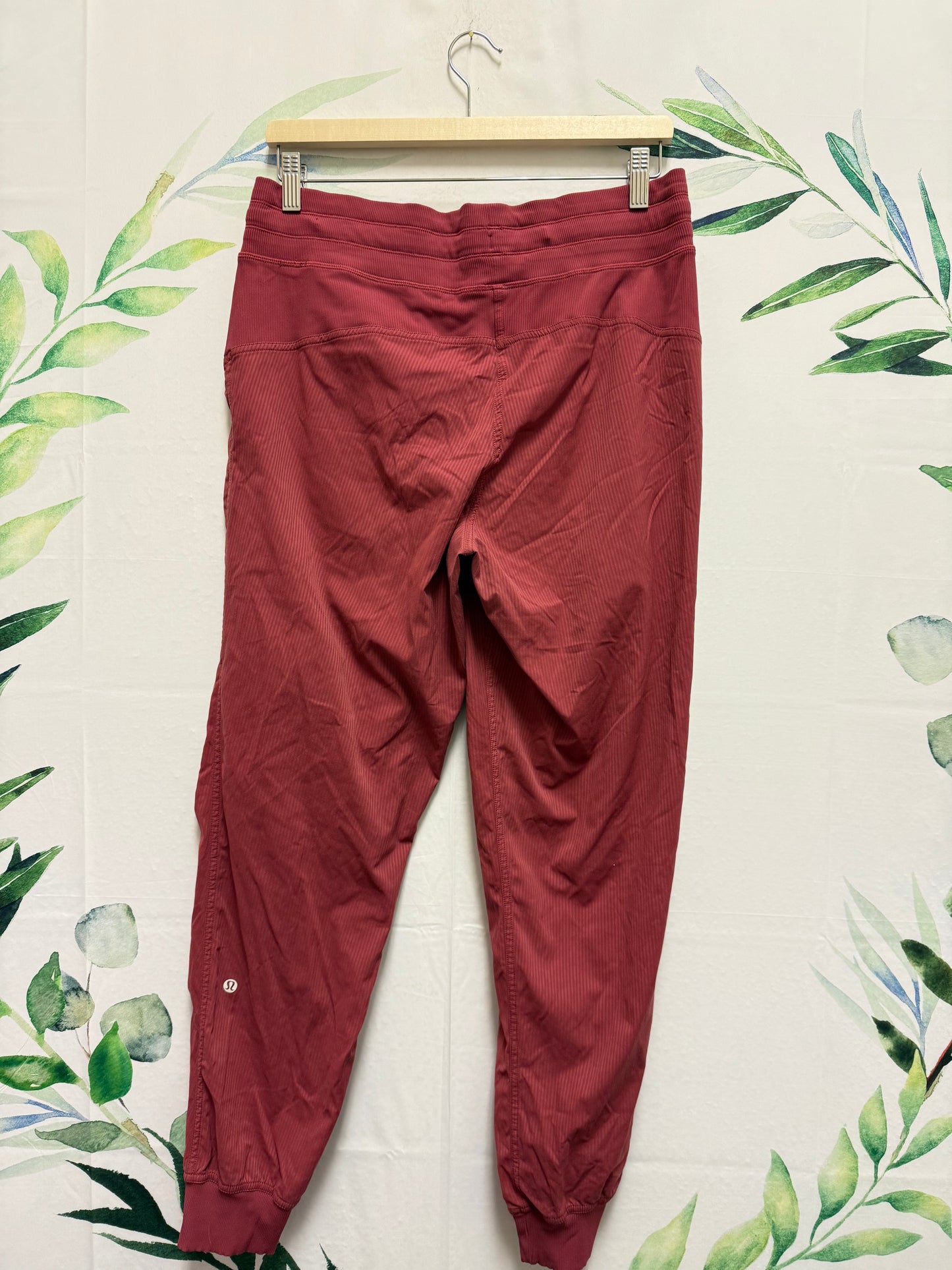 Lululemon Dance Studio MR Jogger 28” (10)