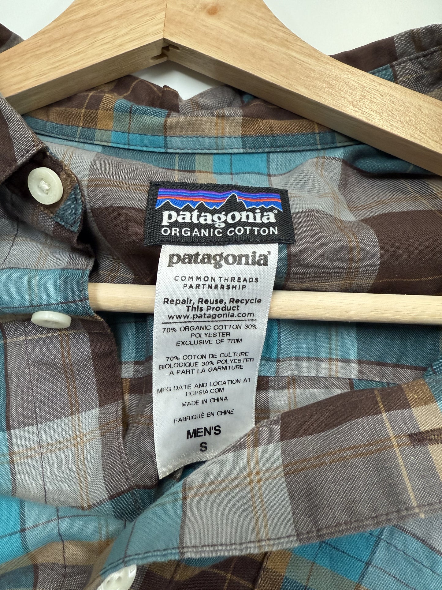 Patagonia Flannel Button Up (S)