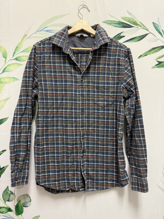 Hudson North Flannel Button Up (M)