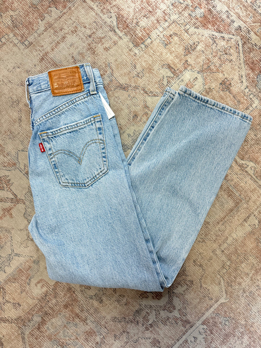 Levi’s Ribcage Straight Ankle HR Jeans (23x27)