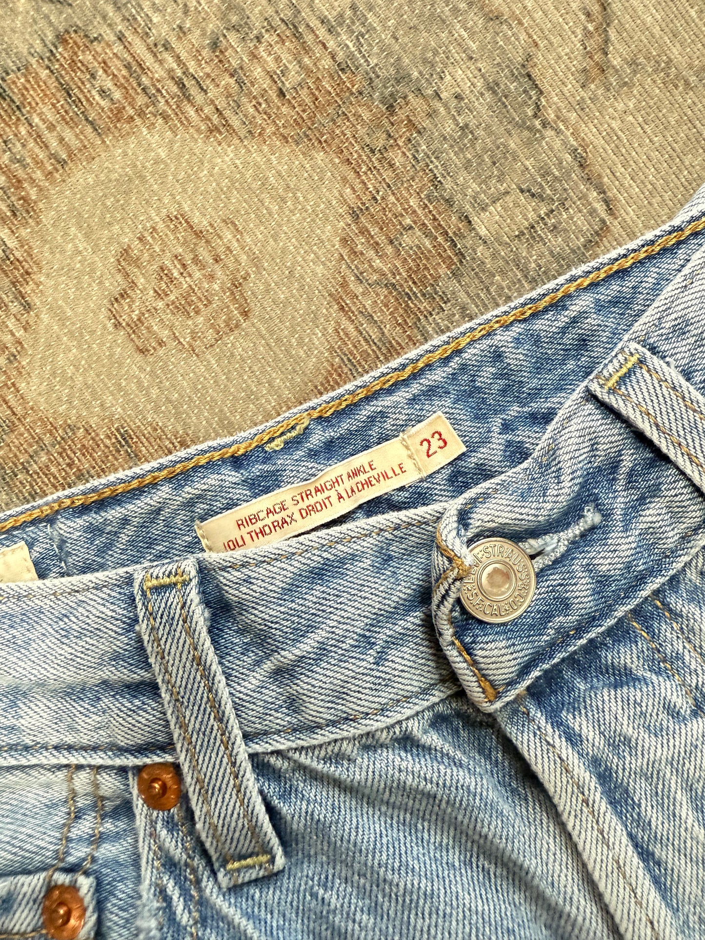 Levi’s Ribcage Straight Ankle HR Jeans (23x27)