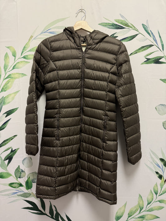 Aritzia TNA Botanie Super Light Jacket (S)