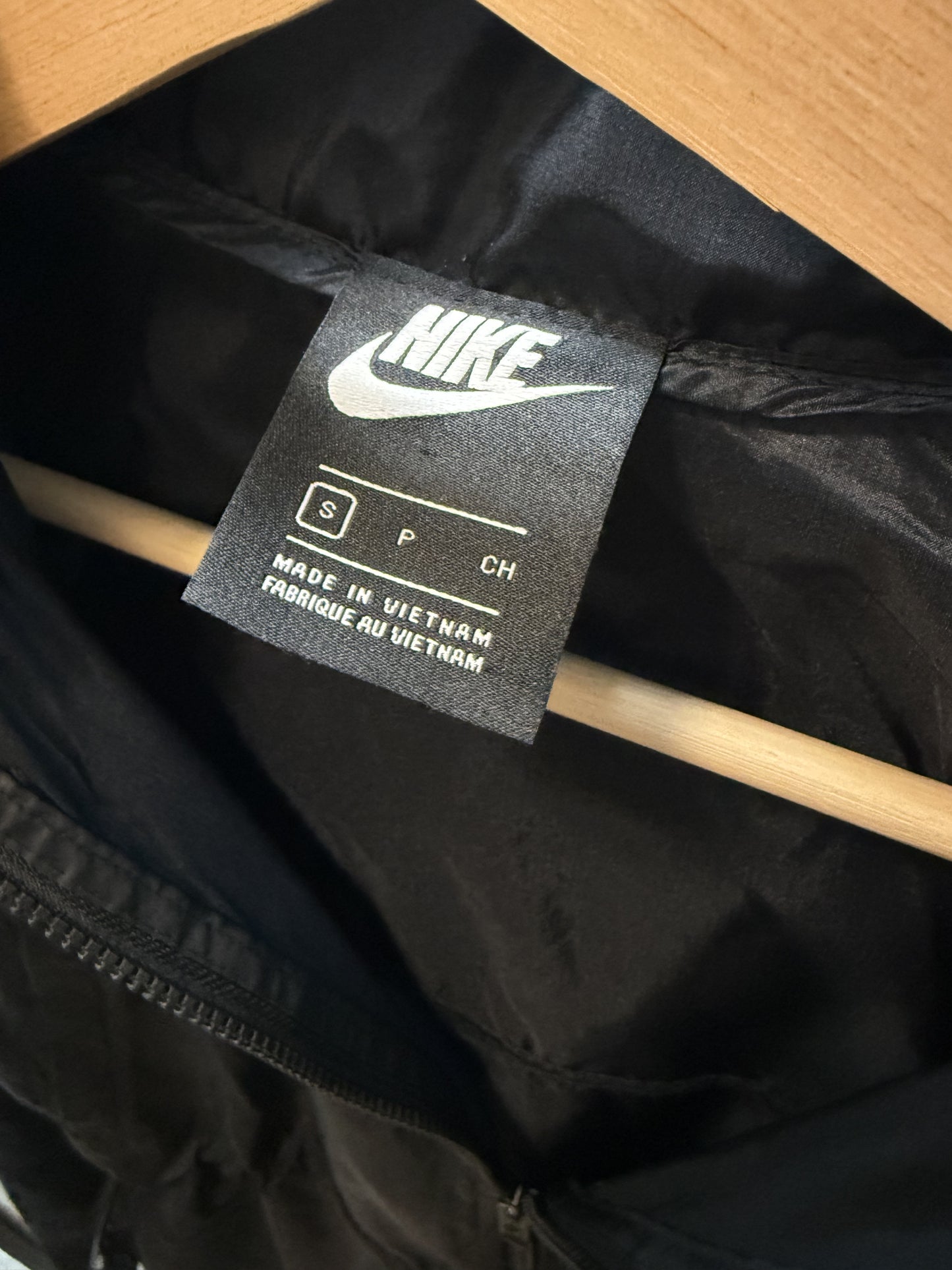 Nike Windbreaker (S)