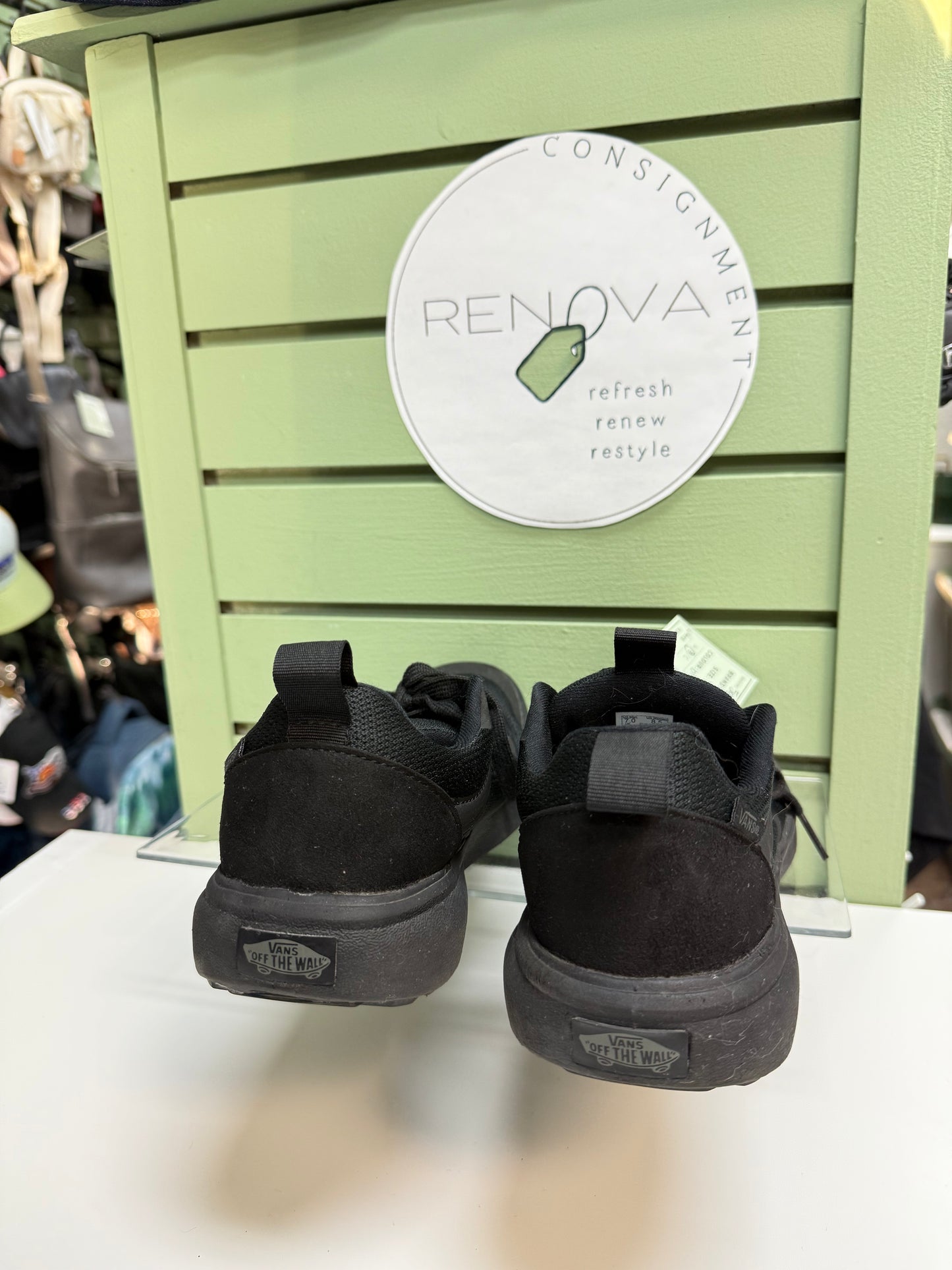 Vans Ultra Range Exo Runners (Womens 8.5)