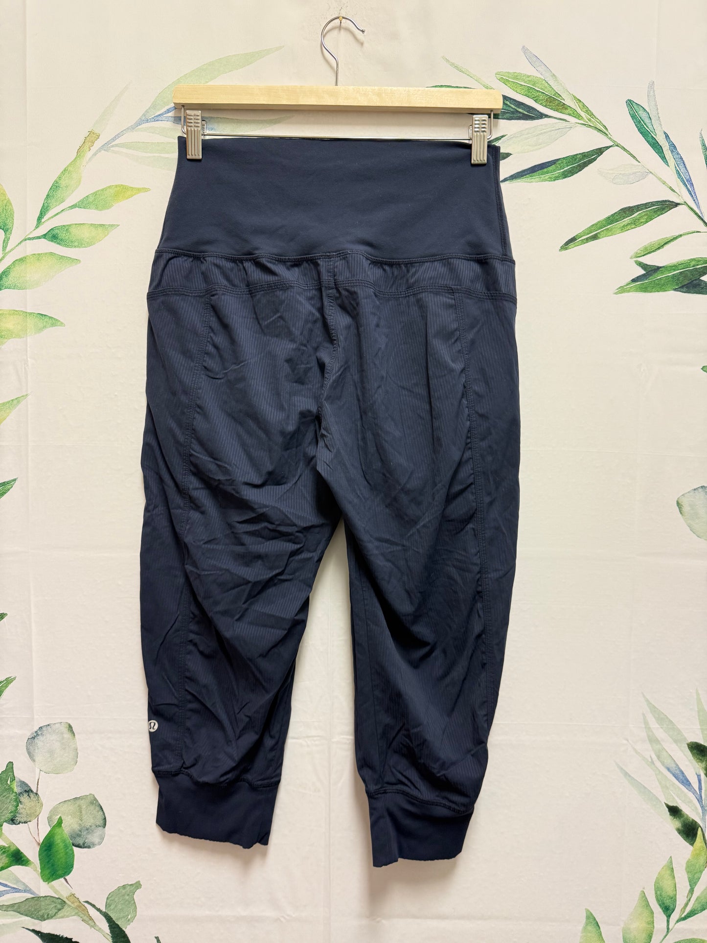 Lululemon In Flux HR Crop 21” (8)