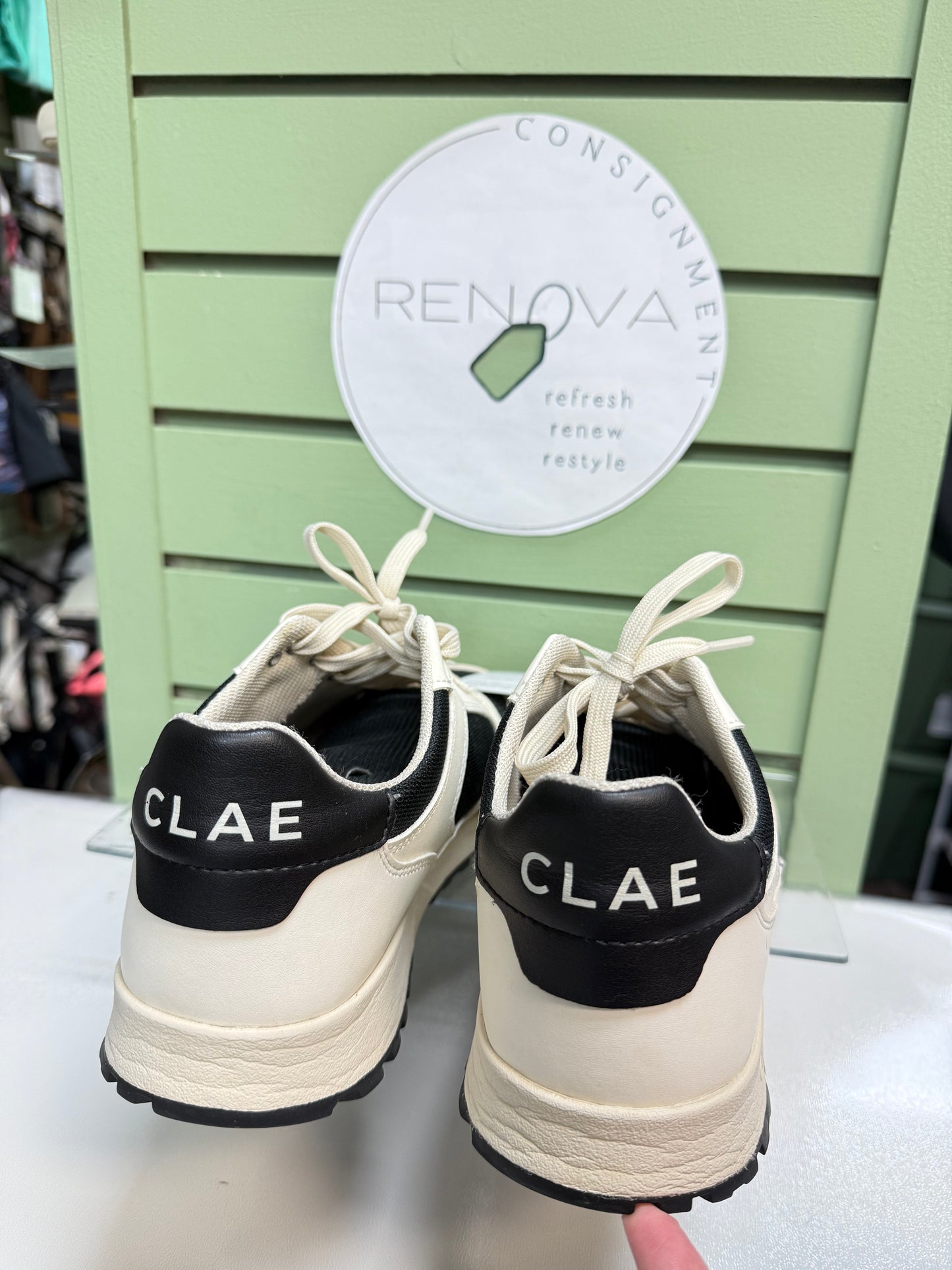 Clae Joshua Sneaker (Mens 9)