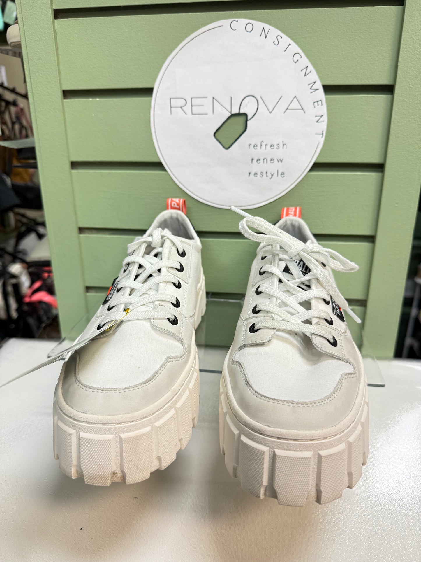 Palladium Pallatower Lo Sneakers (Womenz 9)