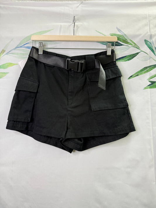 Aritzia TNA Cargo Short 3” (M)