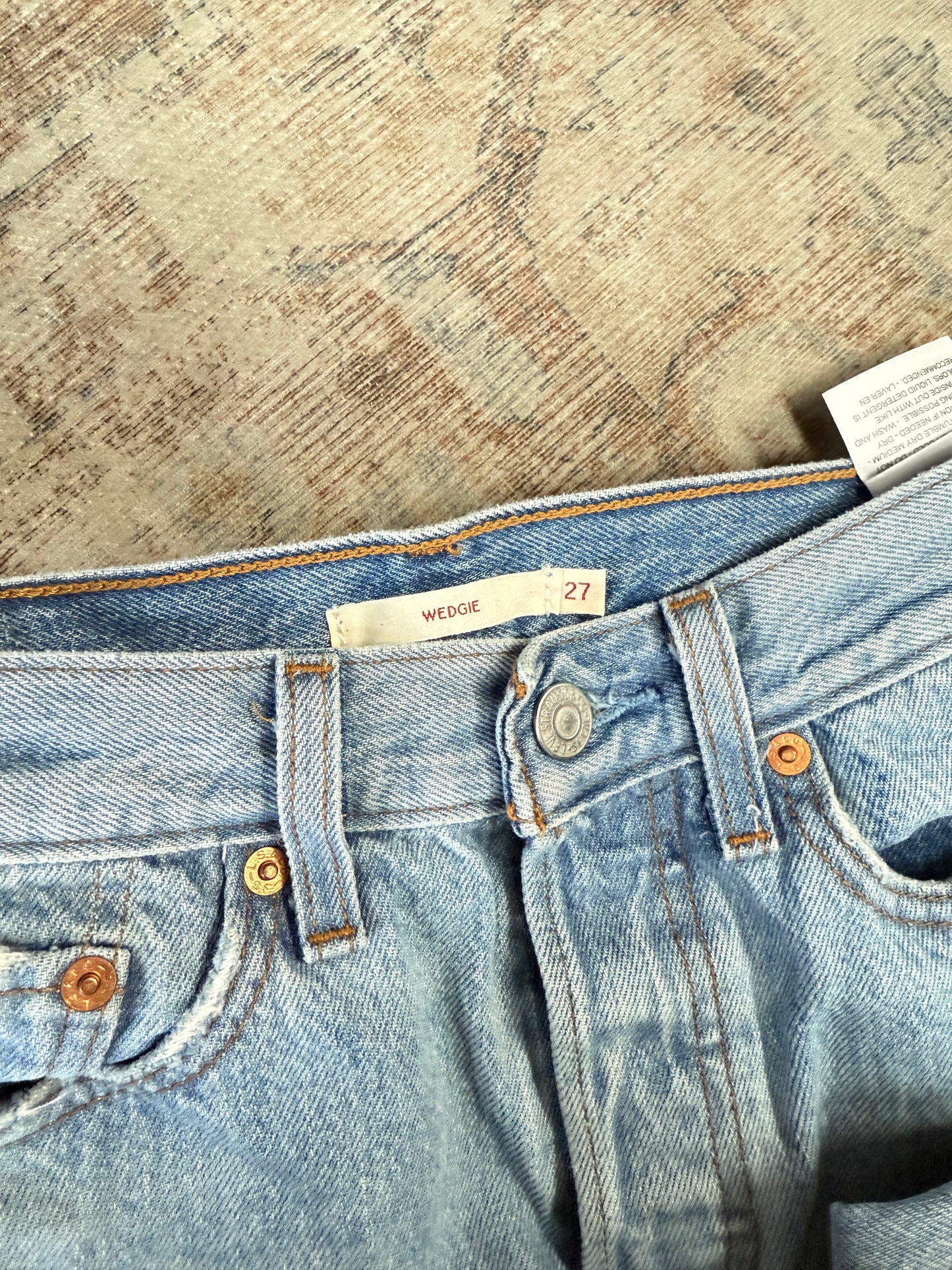 Levi’s Wedgie HR Jeans (27x28)