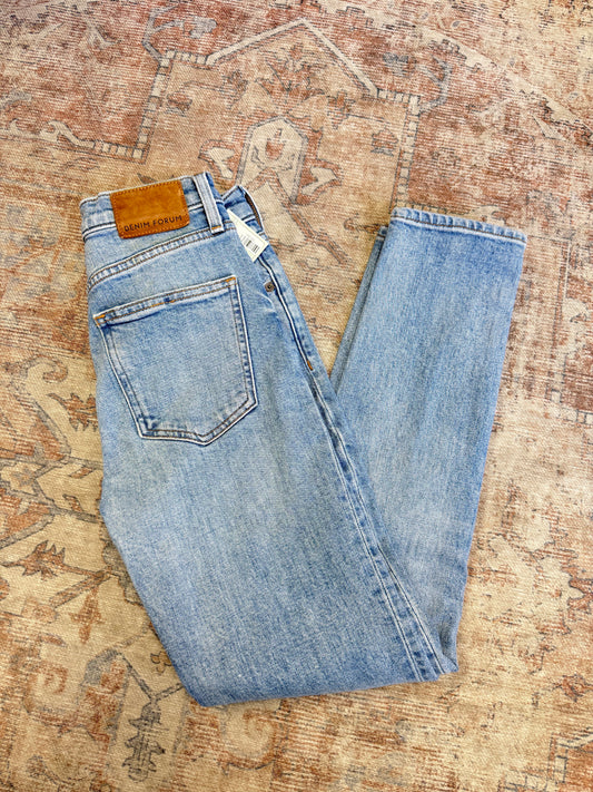 Denim Forum Yoko Slim HR Jeans (24x27)