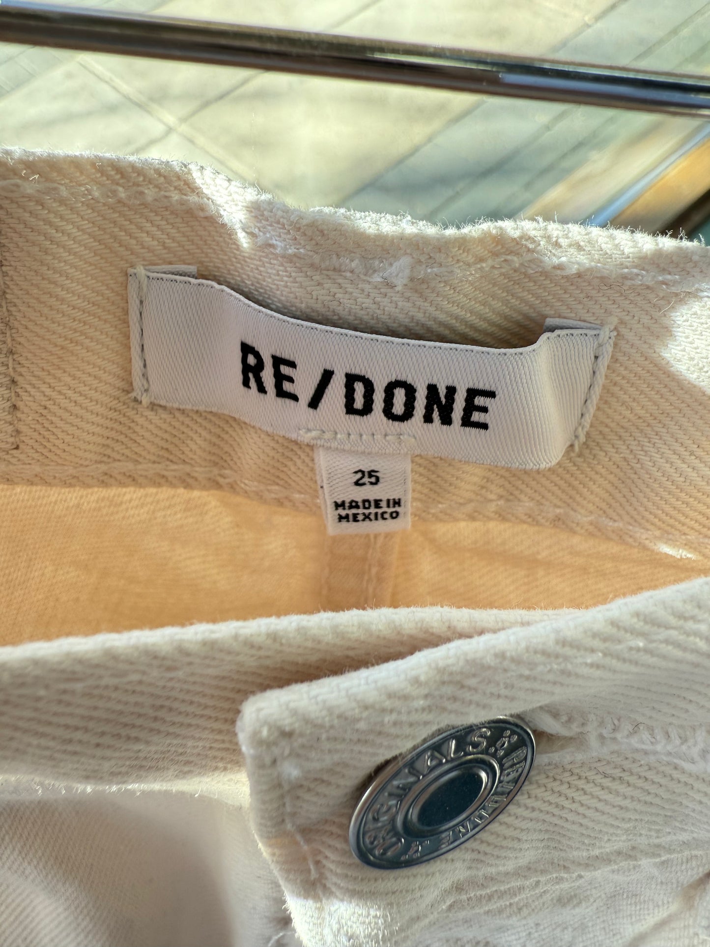 RE/DONE Breezy Shorts (25)