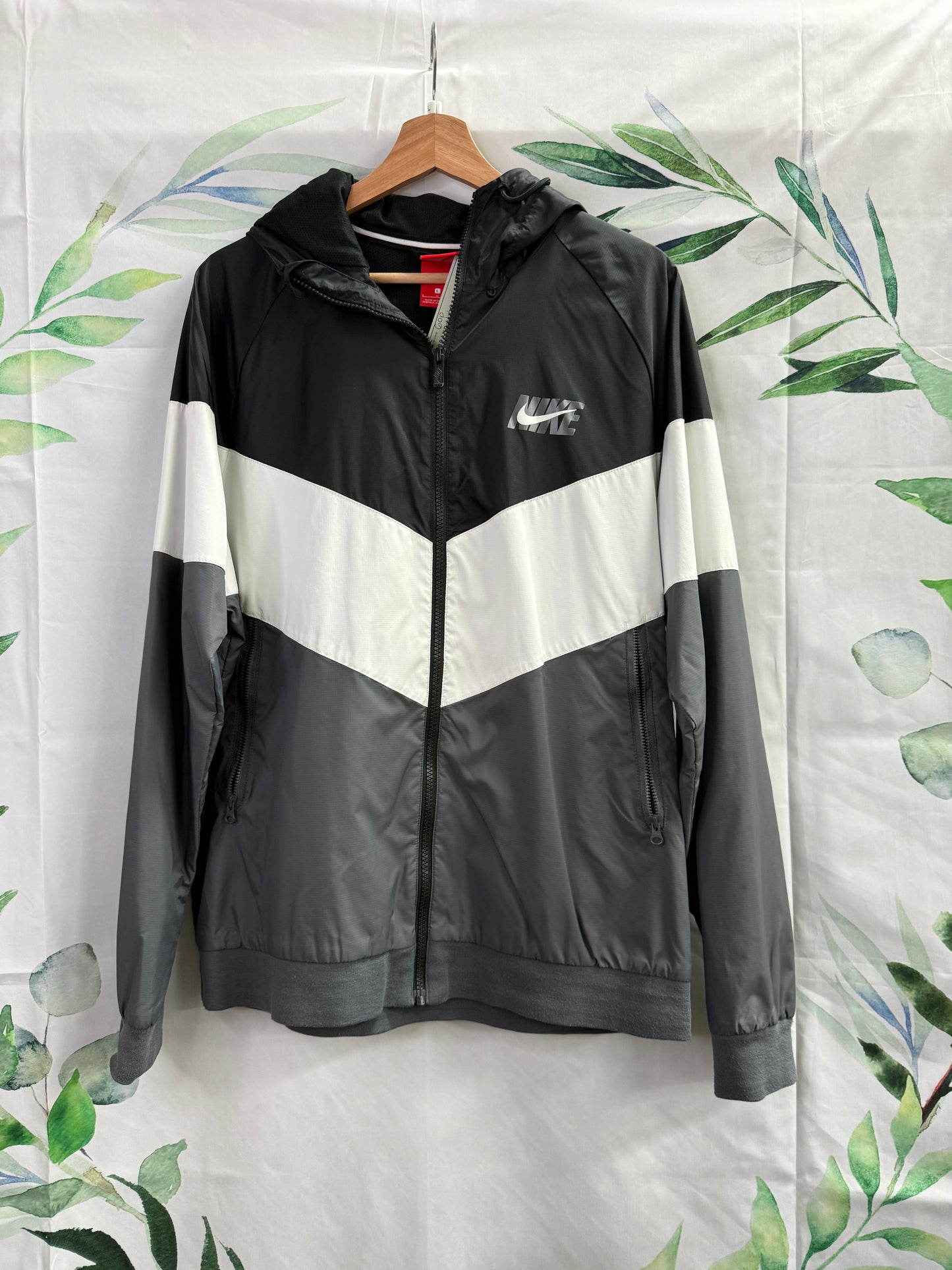 Nike Windrunner Swoosh Lined Jacket (L)