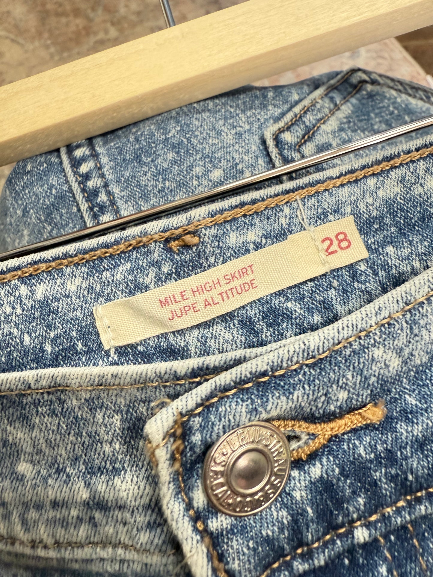 Levi’s Mile High HR Skirt (28)