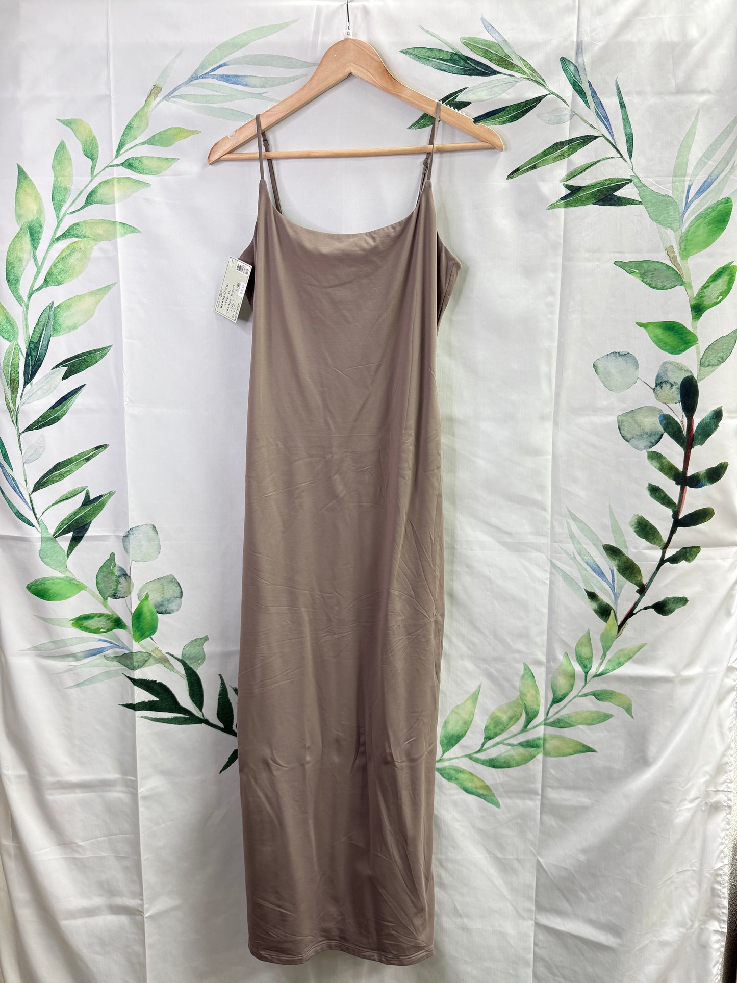 Aritzia Contour Summon Maxi Dress (XL)