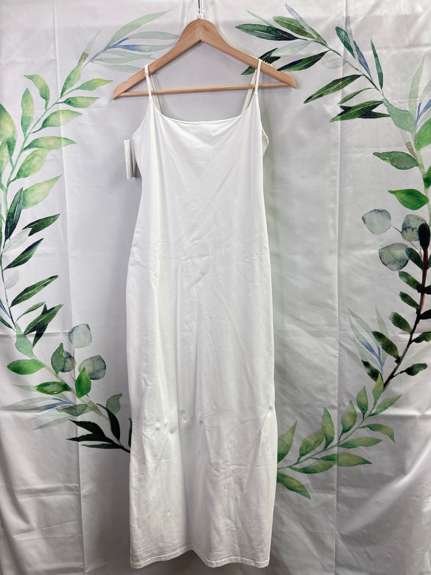 Aritzia Contour Summon Maxi Dress (L)