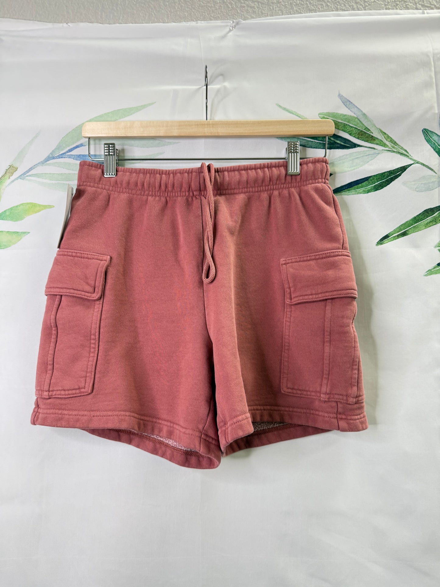 Aritzia TNA Cargo Shorts 5” (S)