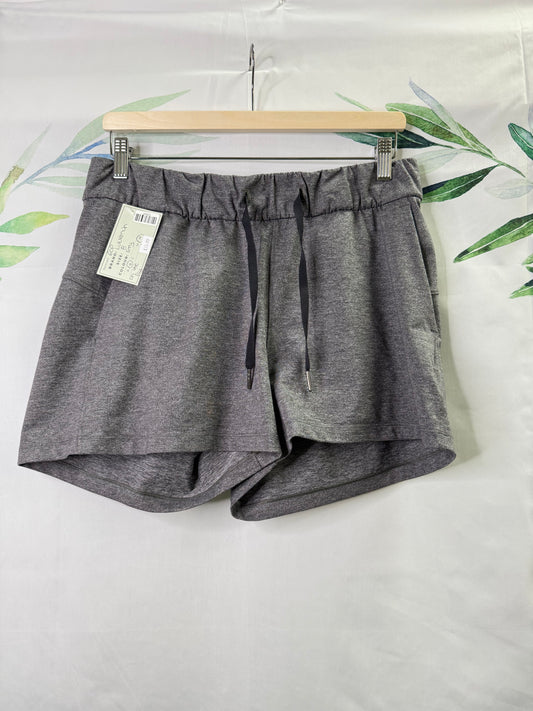 Lululemon On The Fly MR Short 2.5” (8)