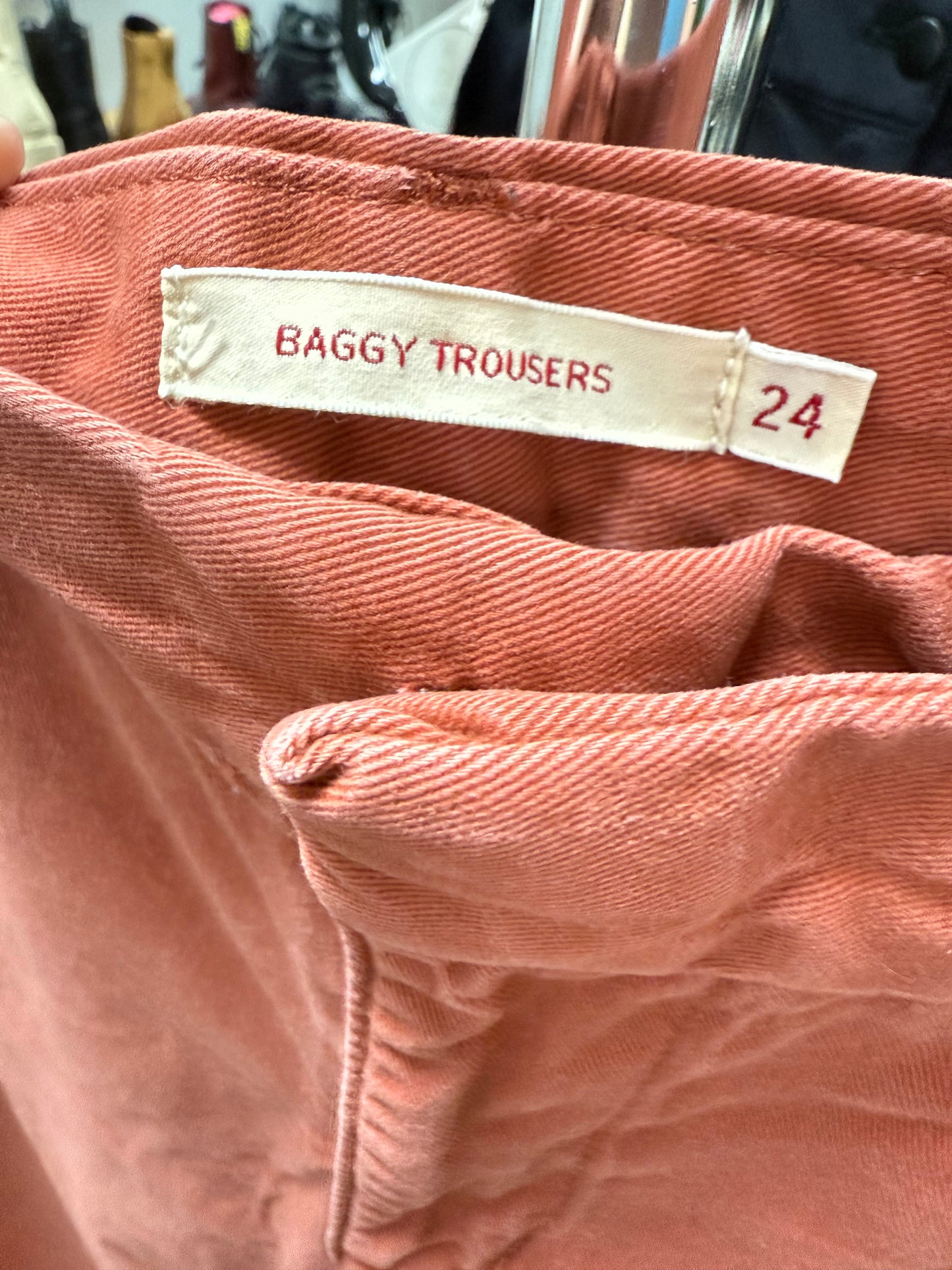 Levi’s Baggy MR Trouser 31” (24)