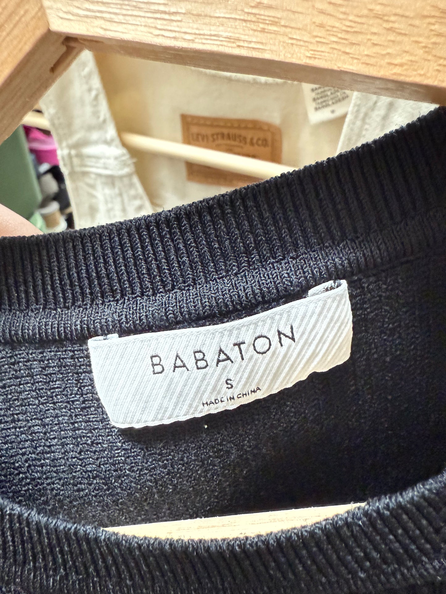 Aritzia Babaton Sculpt Knit Crop Tank (S)