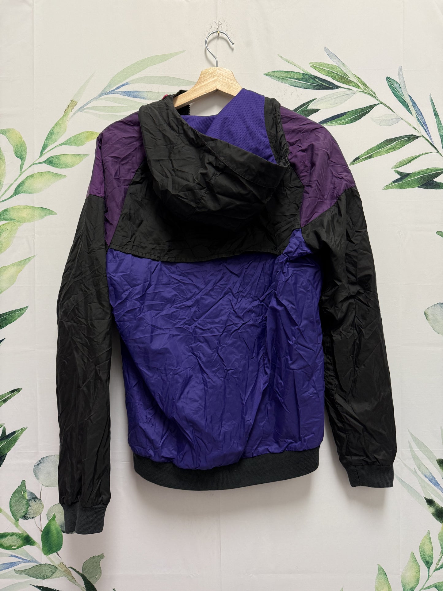 Nike Windbreaker Light Jacket (S)