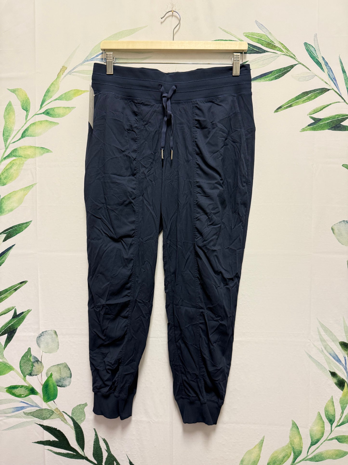 Lululemon Dance Studio MR Jogger 26” (8)