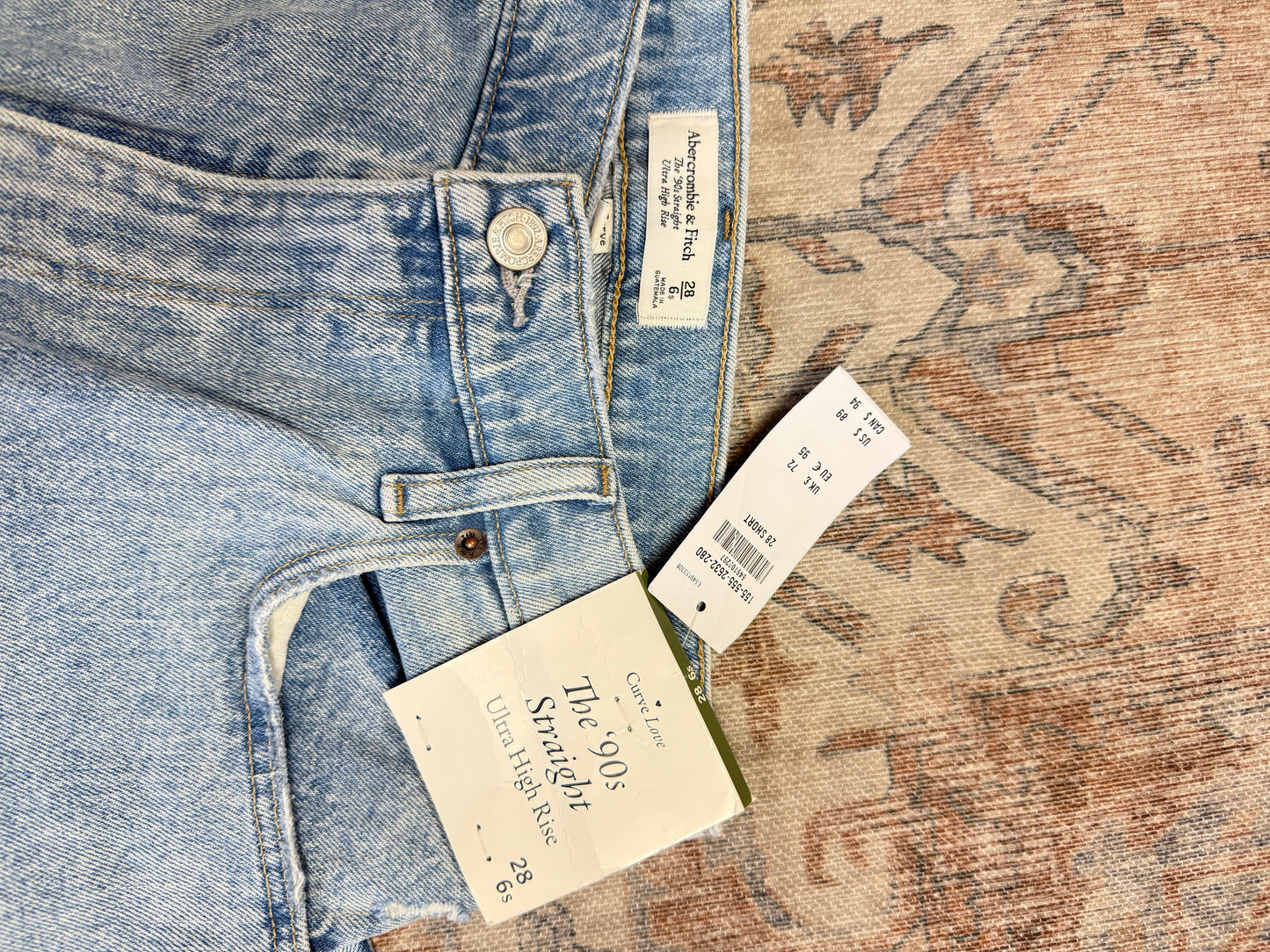 Abercrombie ‘90s Straight Ultra HR Jeans (28x29)