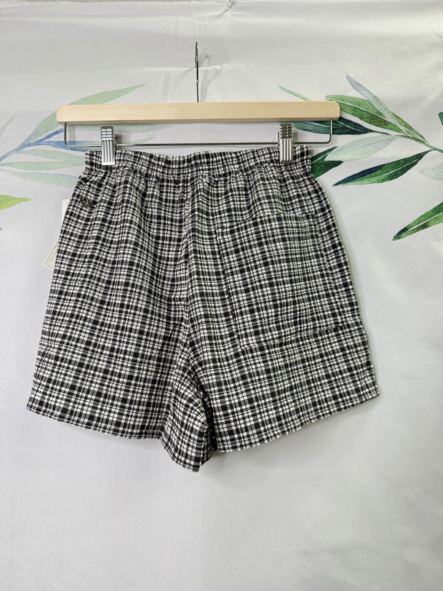 Lululemon Seersucker Pull On MR Short 3” (XXS)