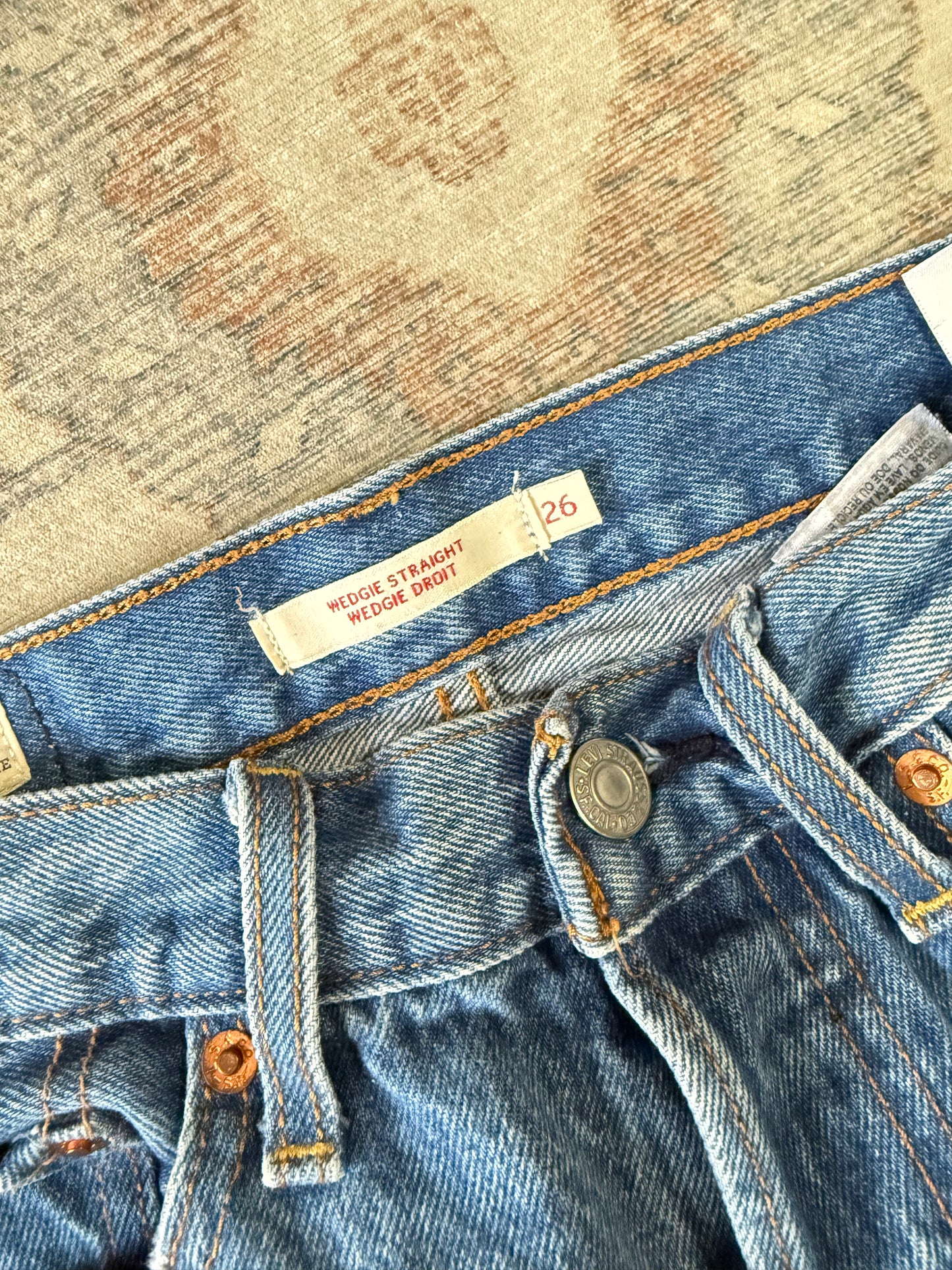 Levi’s Wedgie Straight HR Jeans (26x26)