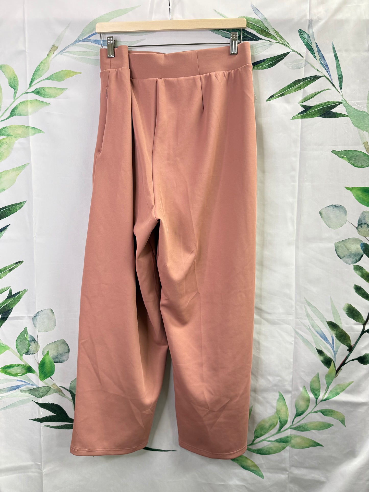 Adidas Wide Leg HR Pant 28” (XL)
