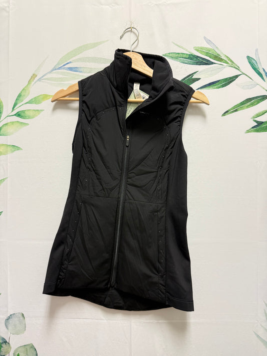 Lululemon Run For The Cold Vest (2)