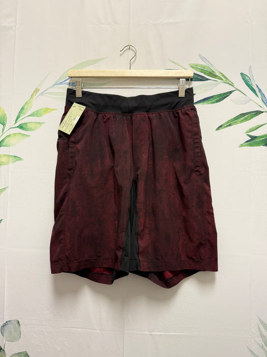 Lululemon THE Short Linerless 9” (M)