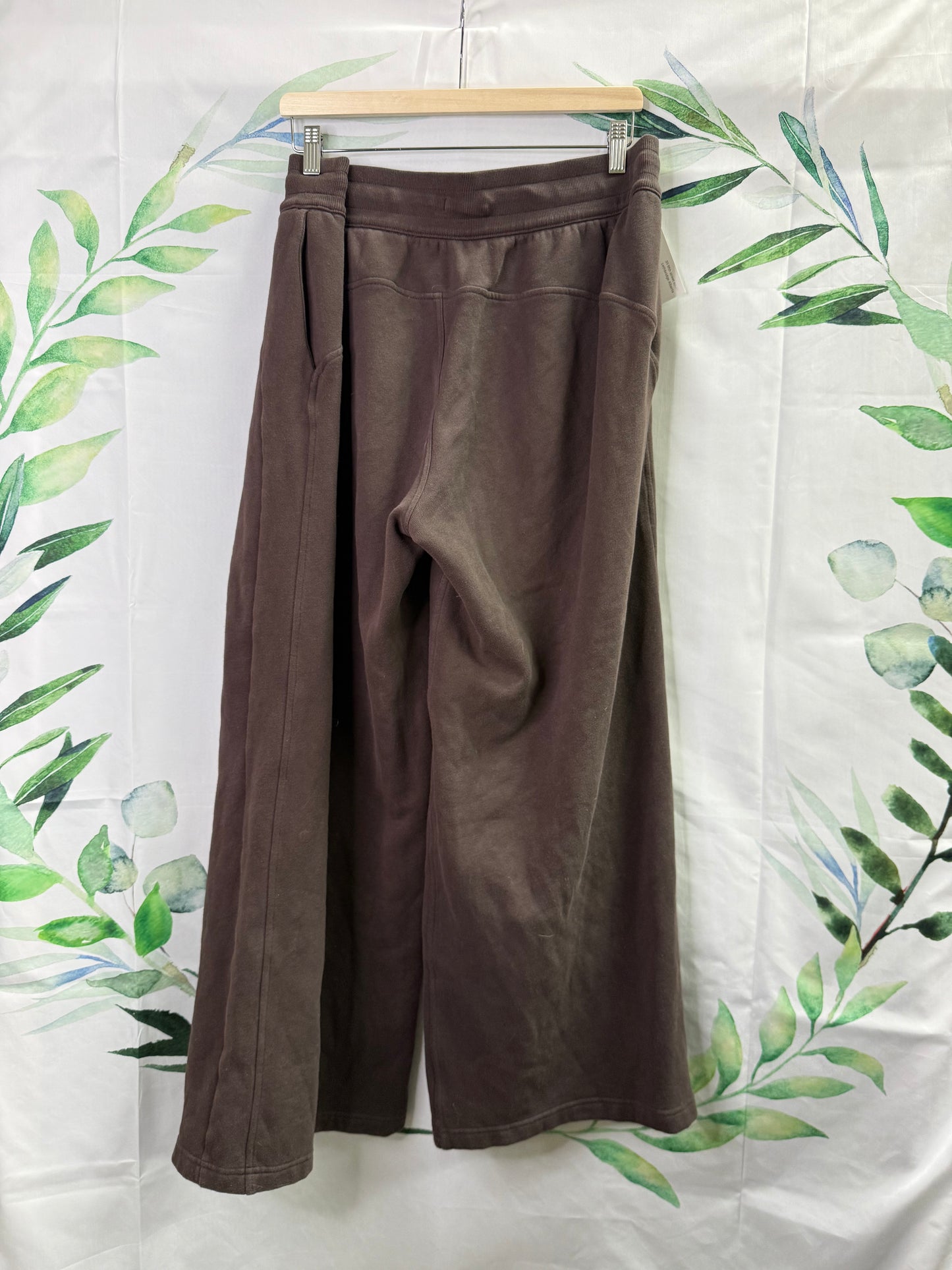 Lululemon Scuba Wide Leg MR Pant 31” (XL)
