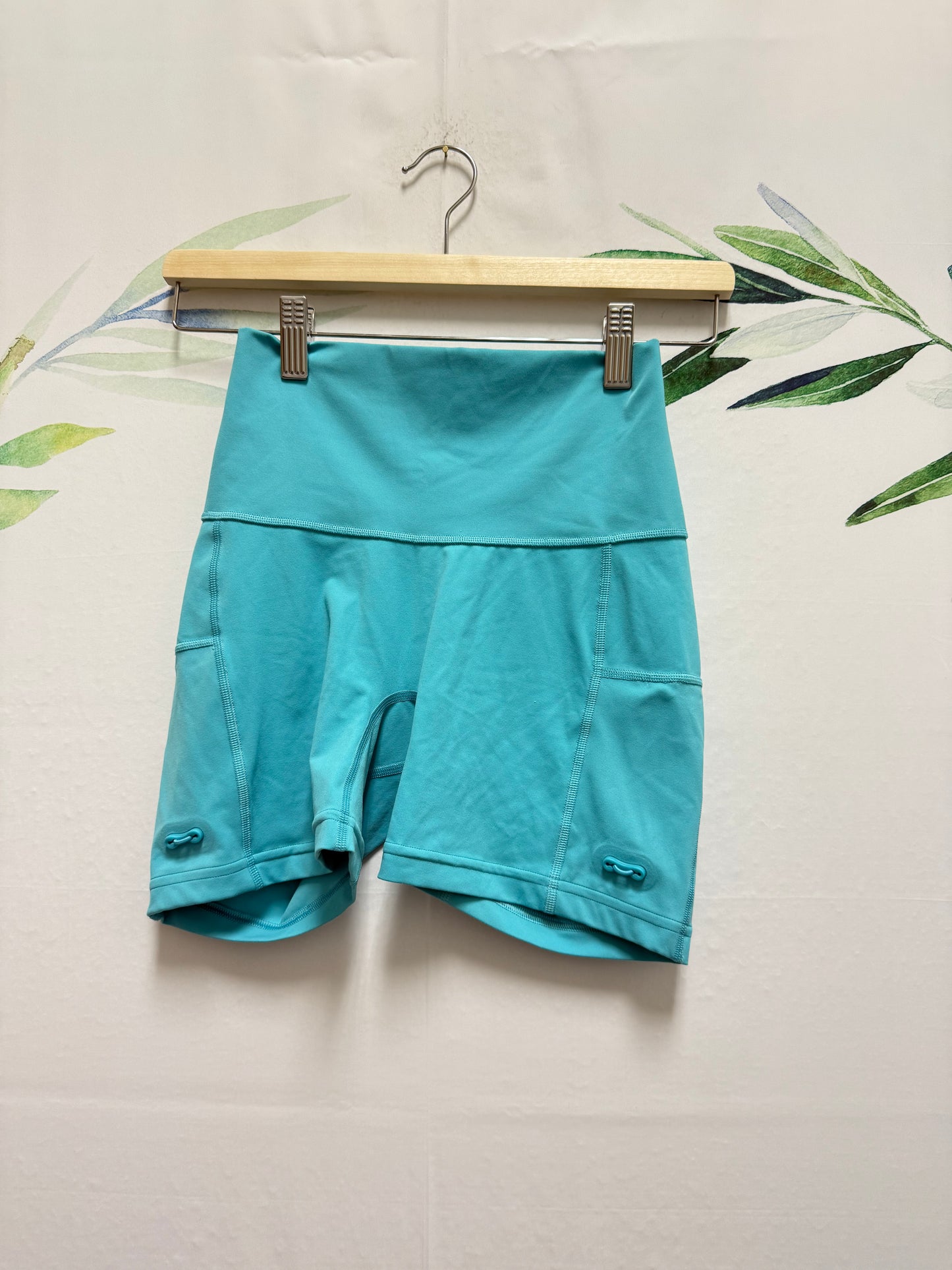 Gymshark Legacy Ruched Tight HR Short 5” (XS)