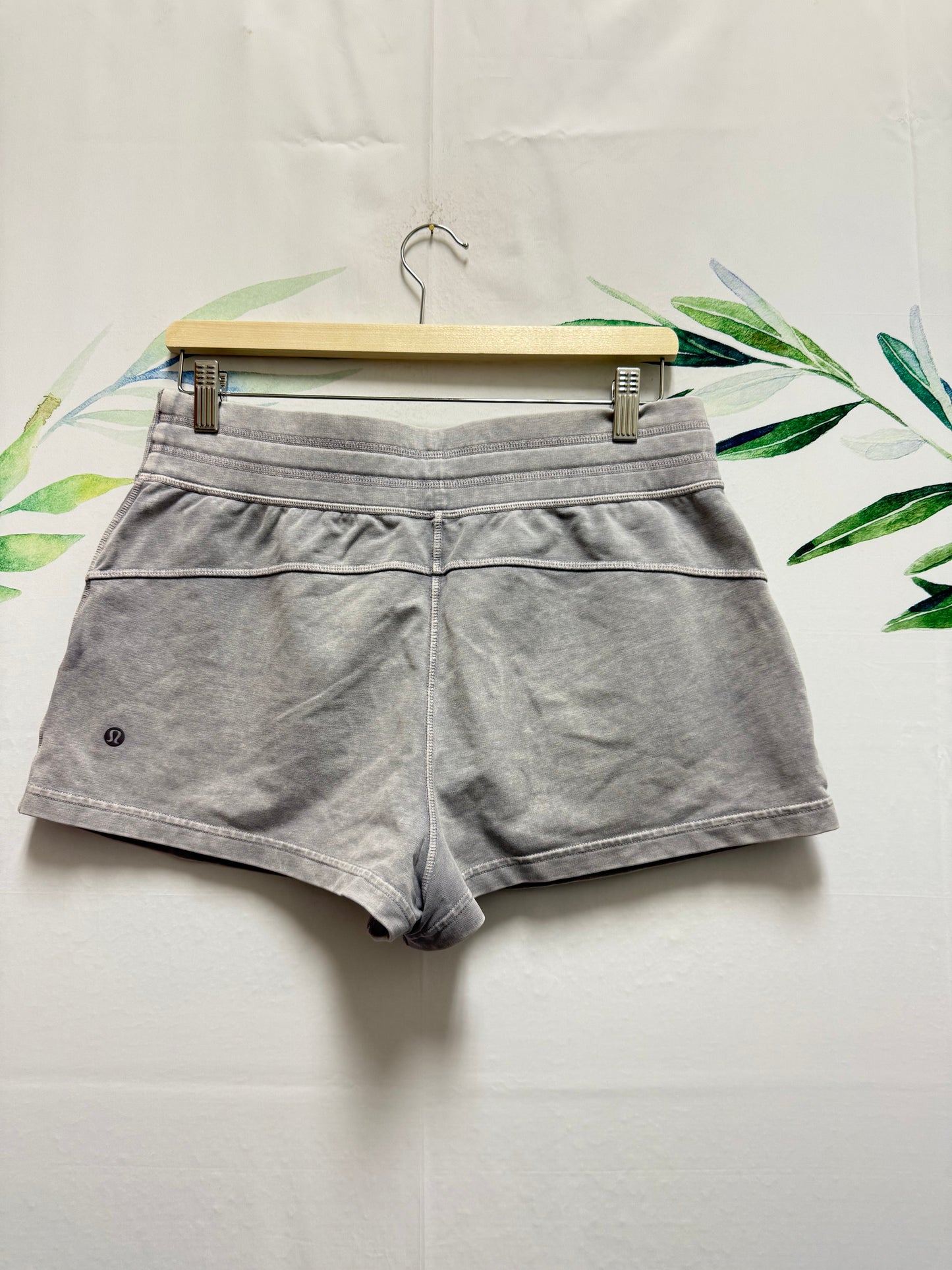 Lululemon Loop Back MR Short 2” (10)