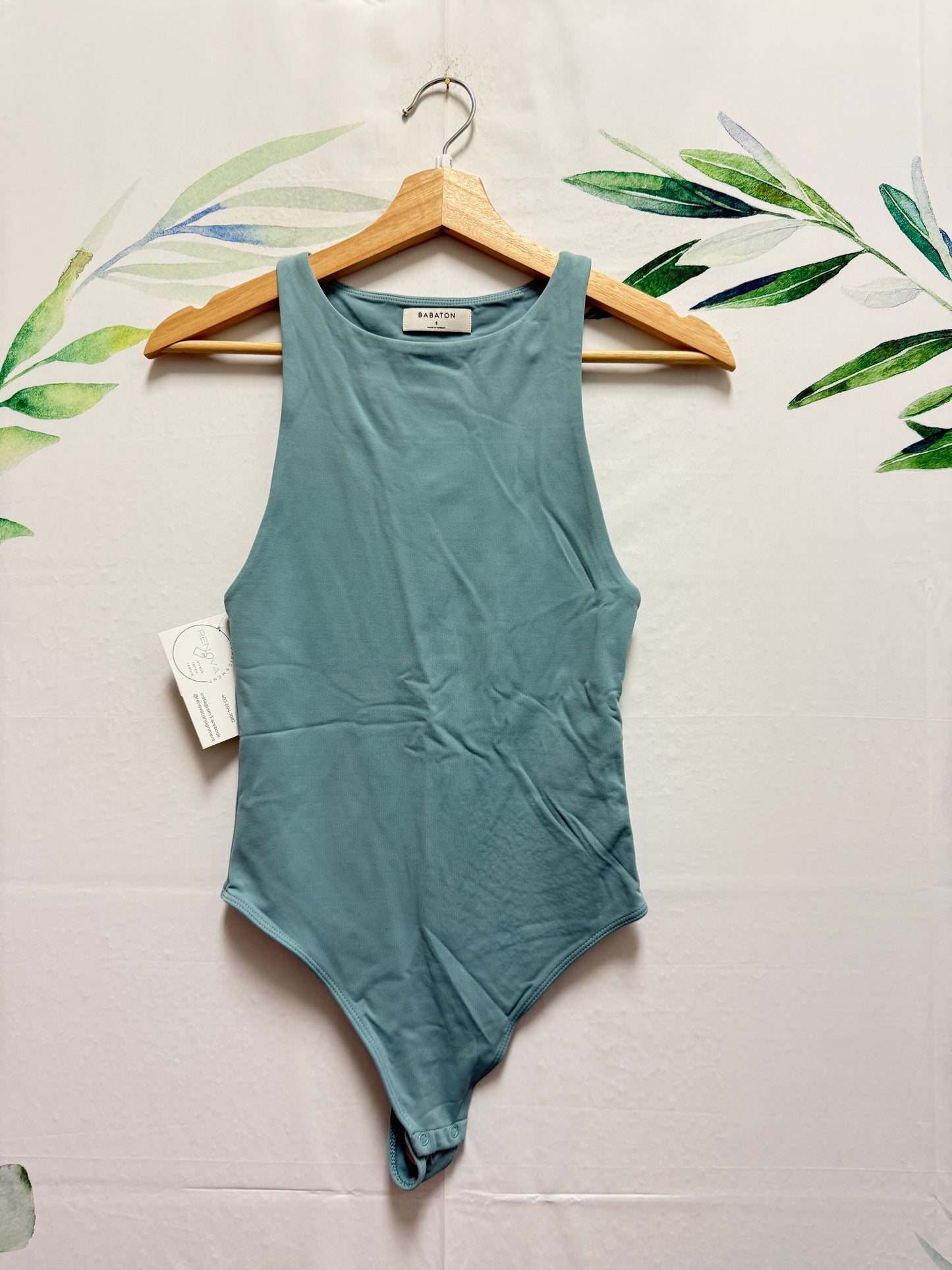 Aritzia Babaton Contour ‘90s Bodysuit (S)