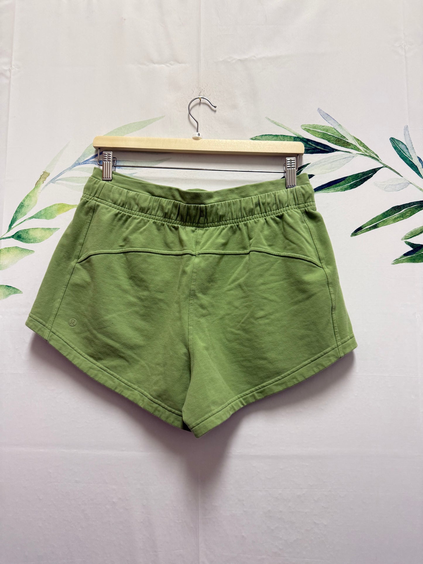 Lululemon Inner Glow HR Short 3” (8)