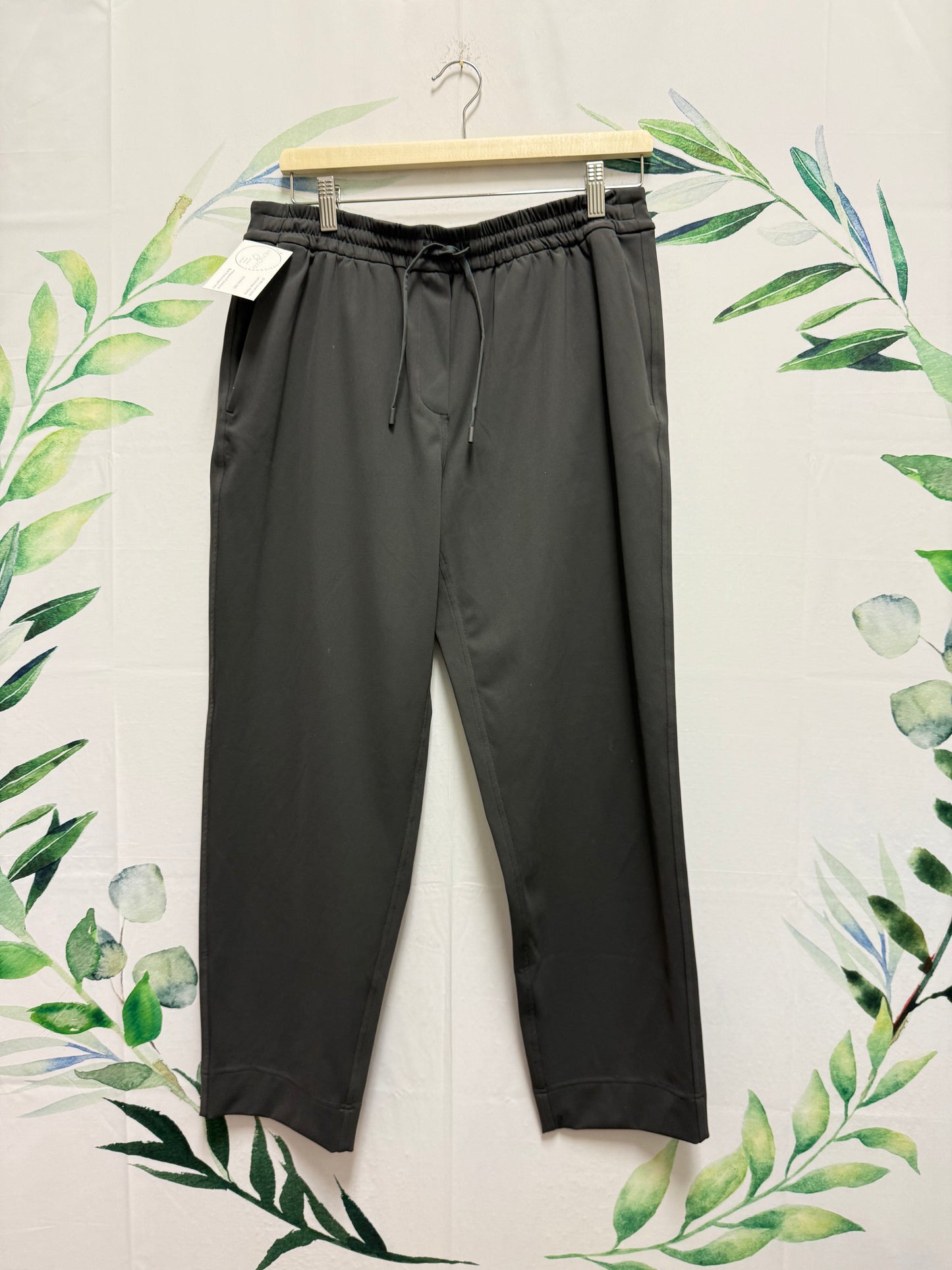 Lululemon Taper MR Pant 27” (M)