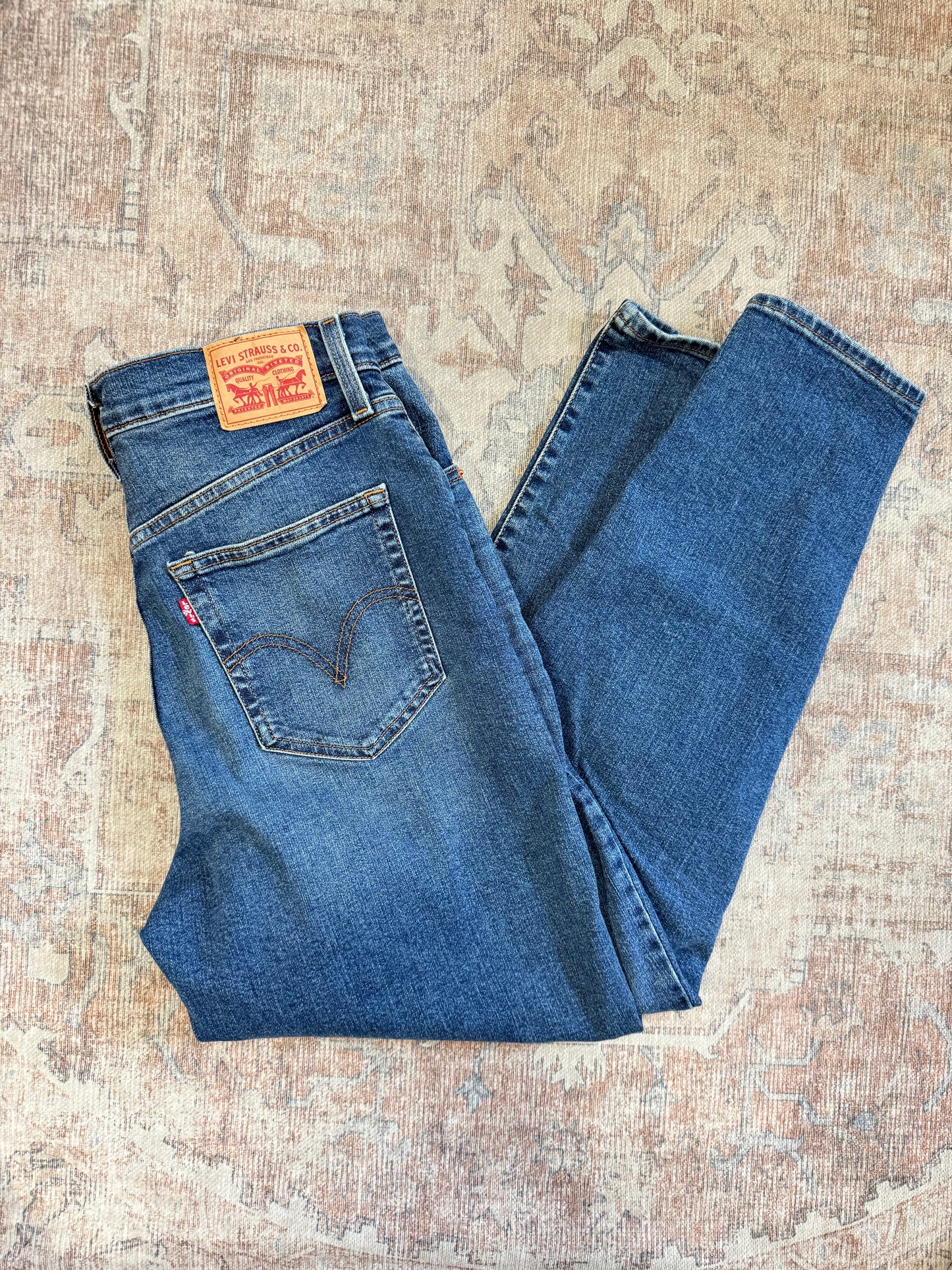 Levi’s Mom HR Jeans (30x29)