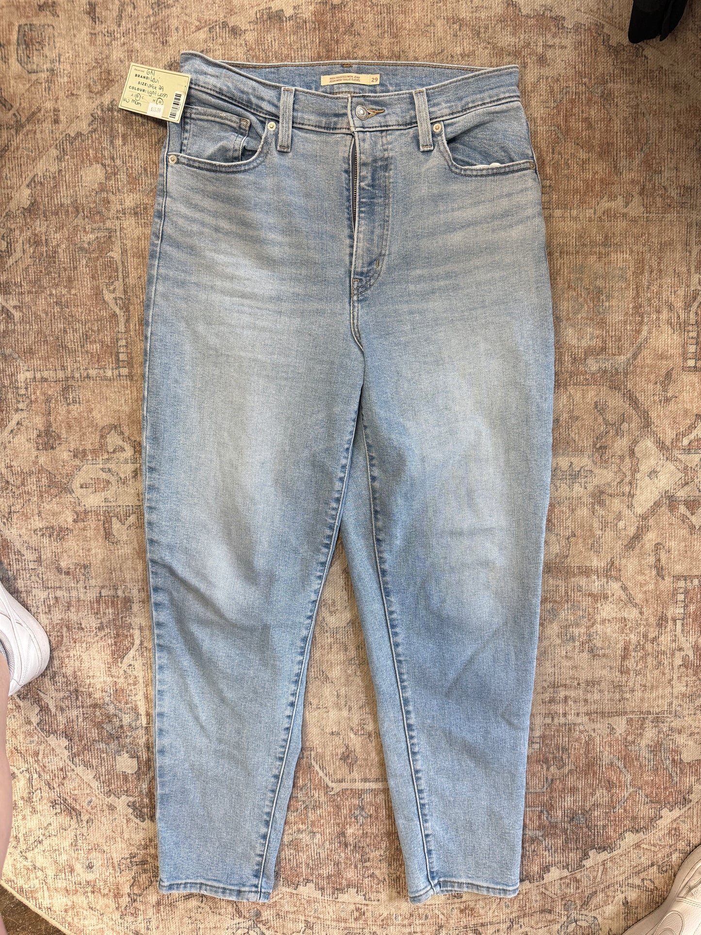 Levi’s Mom HR Jeans (29x29)