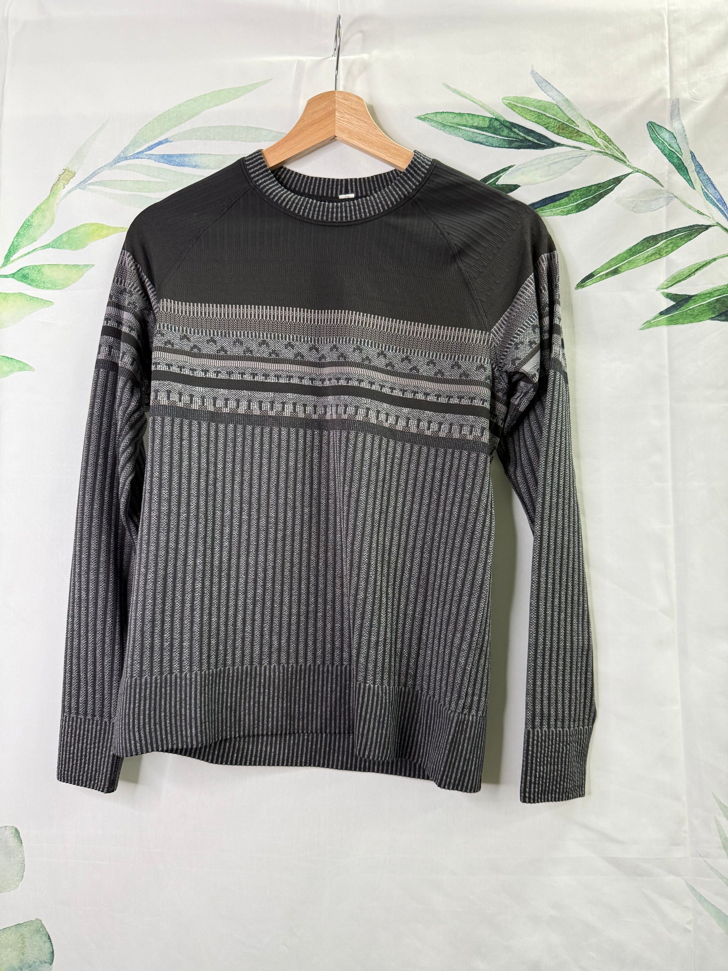 Lululemon Rest Less Relaxed Longsleeve (4)