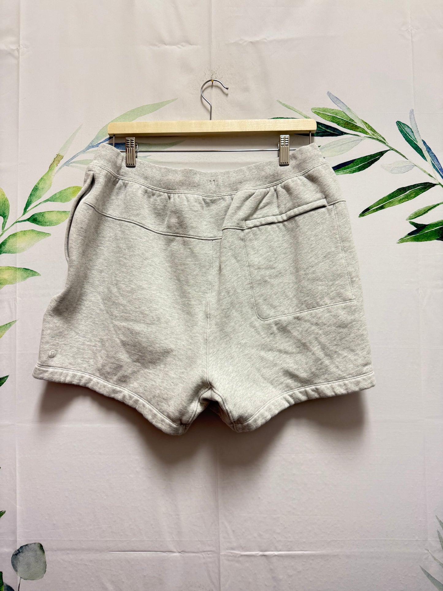 Lululemon Steady State Short 5” (L)