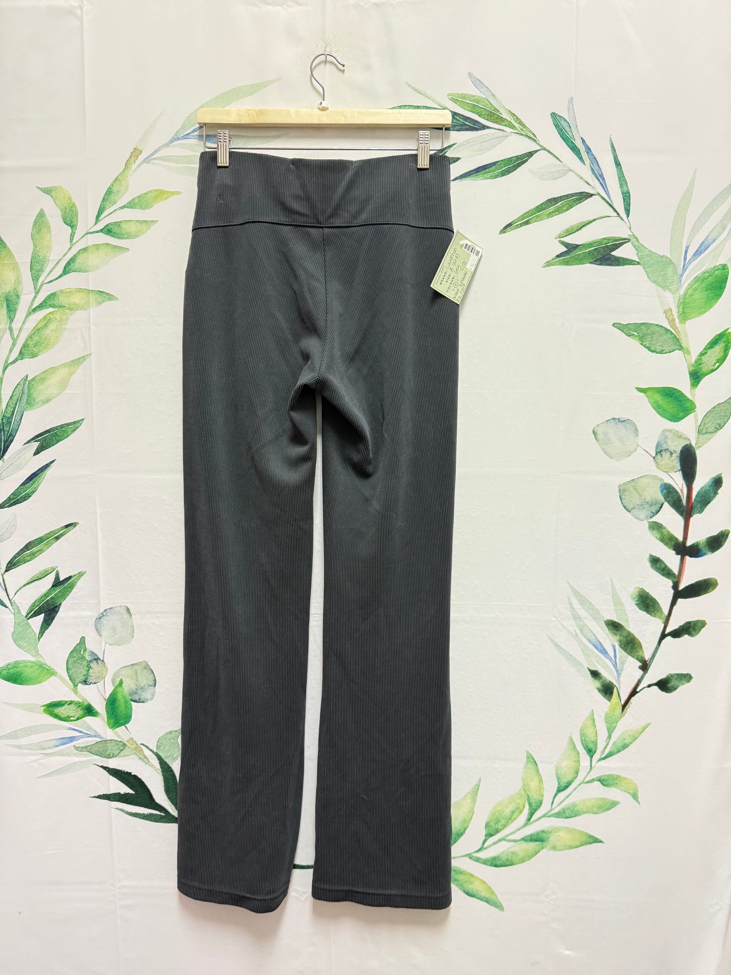 Lululemon Ribbed Softstreme Zip Flare HR Pant 32.5” (8)