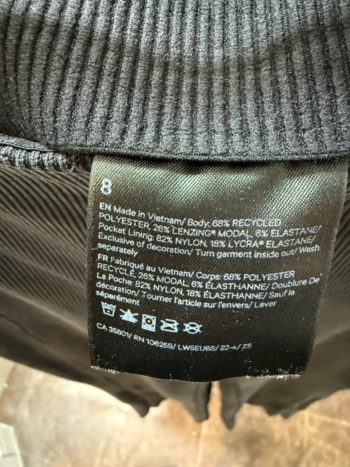 Lululemon Ribbed Softstreme Zip Flare HR Pant 32.5” (8)