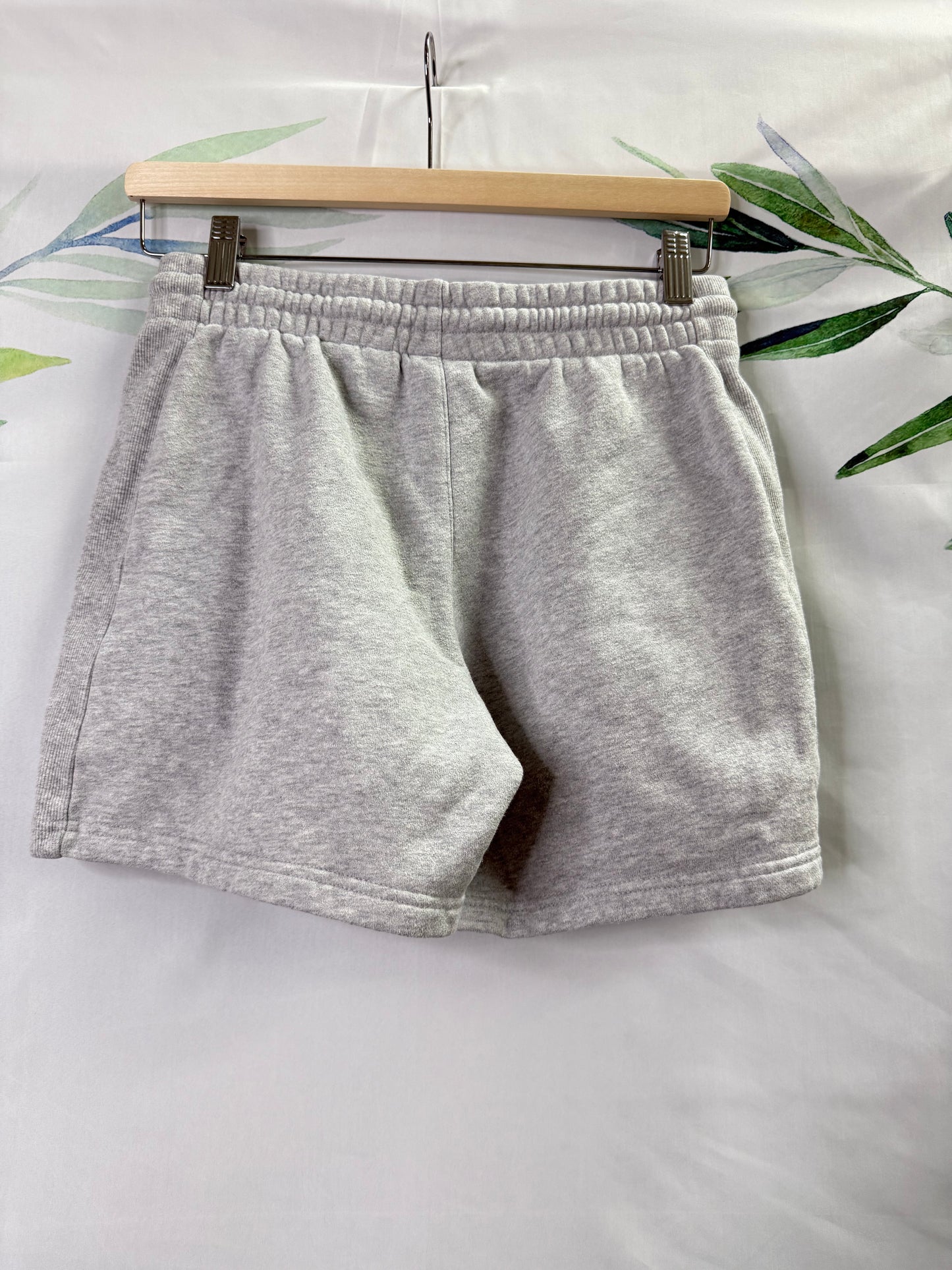 Aritzia TNA Cozyfleece Boyfriend Short 5” (XS)